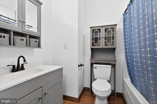 307 W PINE STREET, Mount Holly Springs, PA 17065