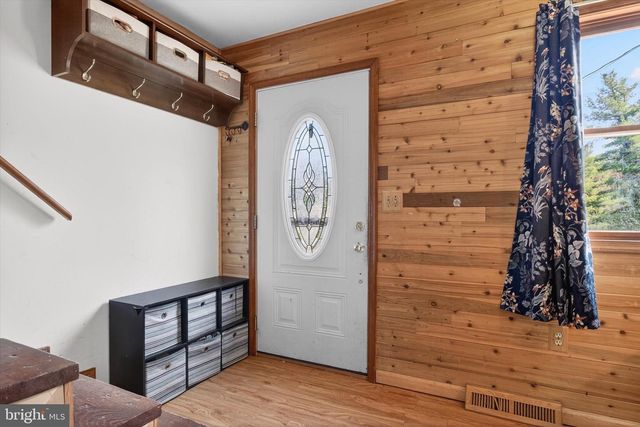 307 W PINE STREET, Mount Holly Springs, PA 17065