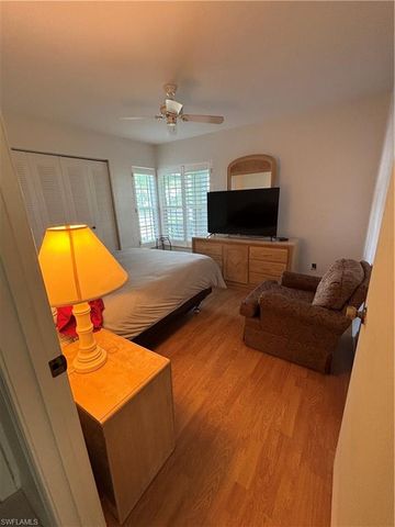 2103 Tama CIR 101, Naples, FL 34112