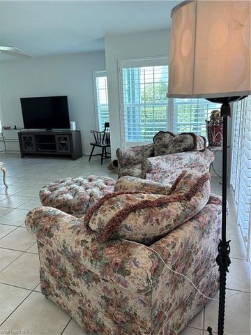 2103 Tama CIR 101, Naples, FL 34112