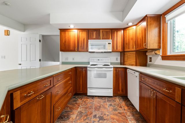 54 Blueberry Hill Drive, Lebanon, NH 03766