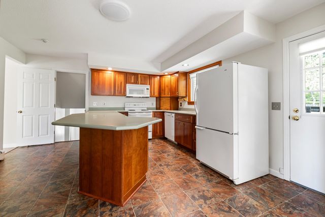54 Blueberry Hill Drive, Lebanon, NH 03766