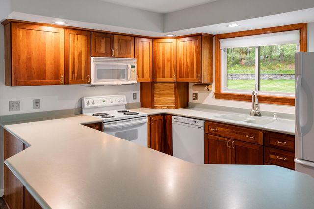 54 Blueberry Hill Drive, Lebanon, NH 03766