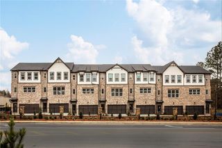 368 Sunset Hollow Street 08, Sugar Hill, GA 30518