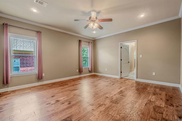 4 Trafalgar Cove, Little Rock, AR 72210