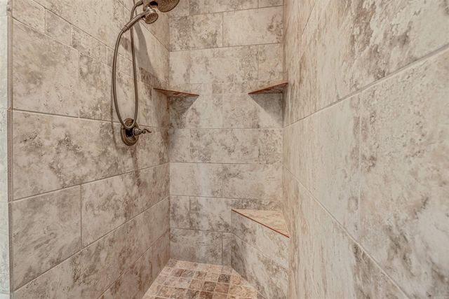 4 Trafalgar Cove, Little Rock, AR 72210