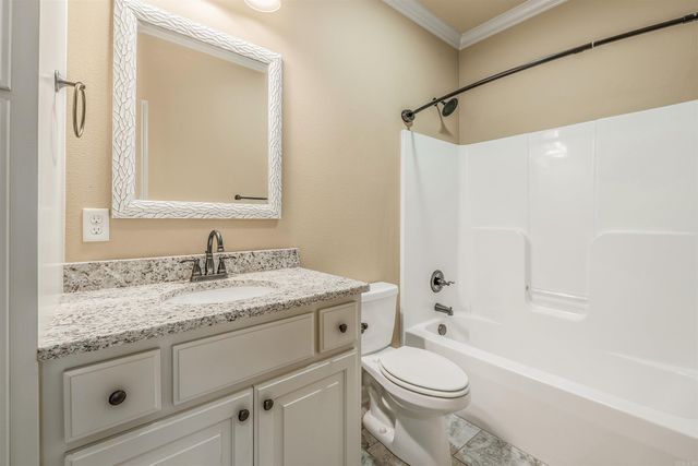 4 Trafalgar Cove, Little Rock, AR 72210