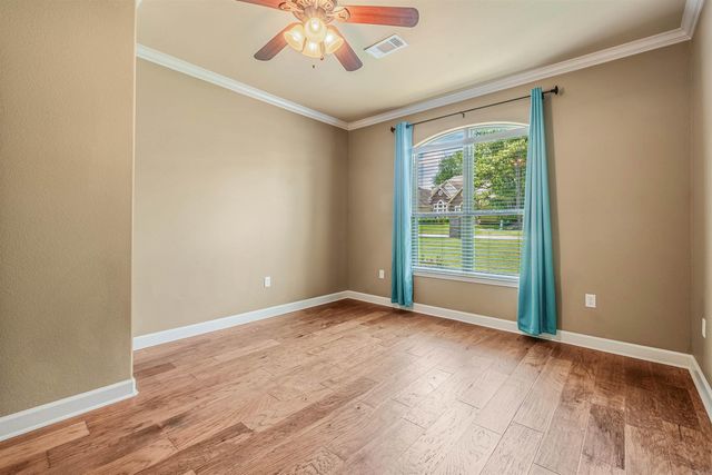 4 Trafalgar Cove, Little Rock, AR 72210