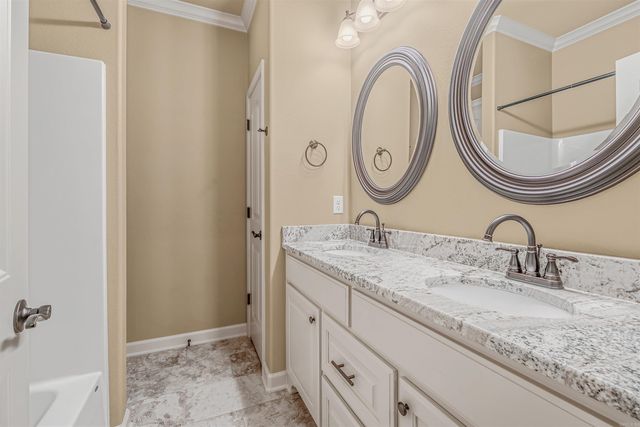 4 Trafalgar Cove, Little Rock, AR 72210