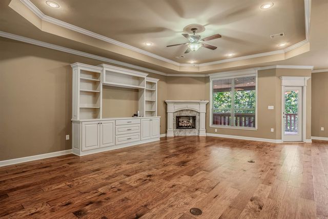 4 Trafalgar Cove, Little Rock, AR 72210