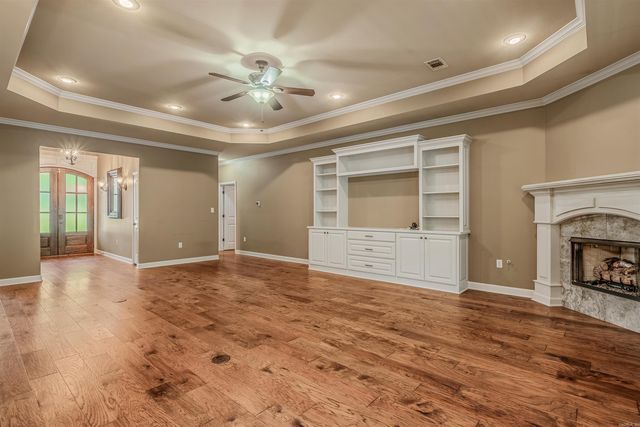 4 Trafalgar Cove, Little Rock, AR 72210