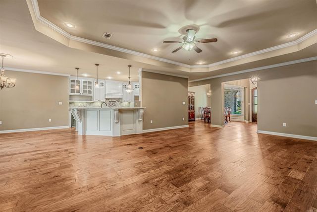 4 Trafalgar Cove, Little Rock, AR 72210