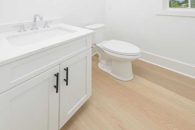 117 6th Ave. S, Surfside Beach, SC 29575