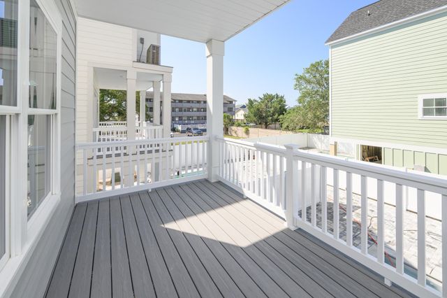 117 6th Ave. S, Surfside Beach, SC 29575