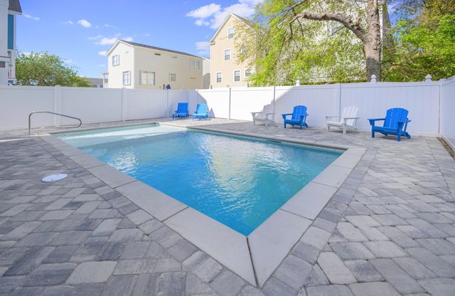 117 6th Ave. S, Surfside Beach, SC 29575