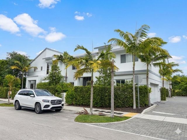 1114 NE 14th Avenue, Fort Lauderdale, FL 33304