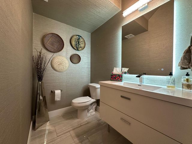 1114 NE 14th Avenue, Fort Lauderdale, FL 33304