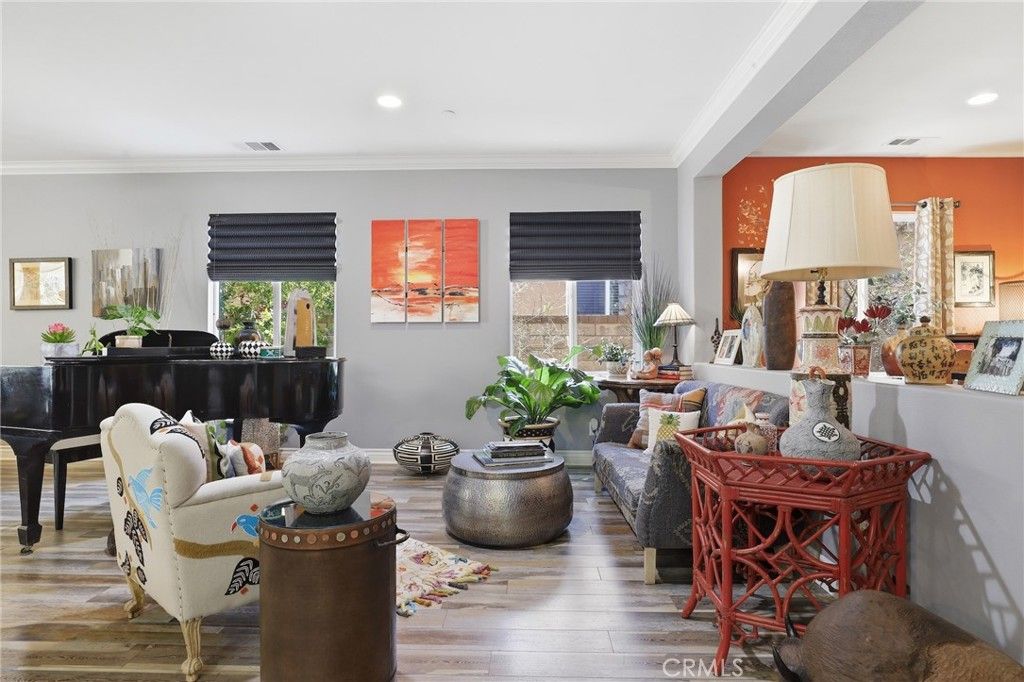 Image 10 of property listing at 20317 Julia Lane, Saugus, CA 91350