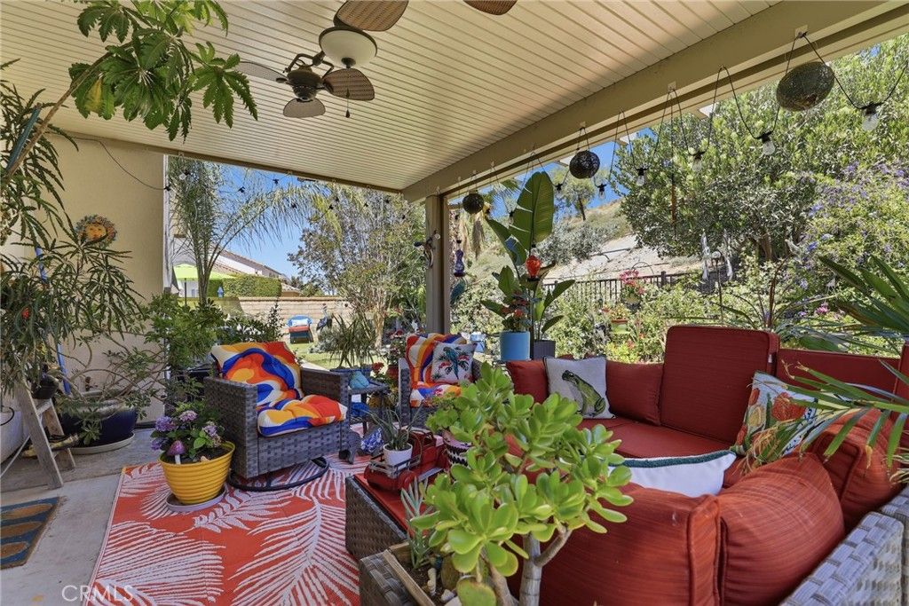 Image 26 of property listing at 20317 Julia Lane, Saugus, CA 91350