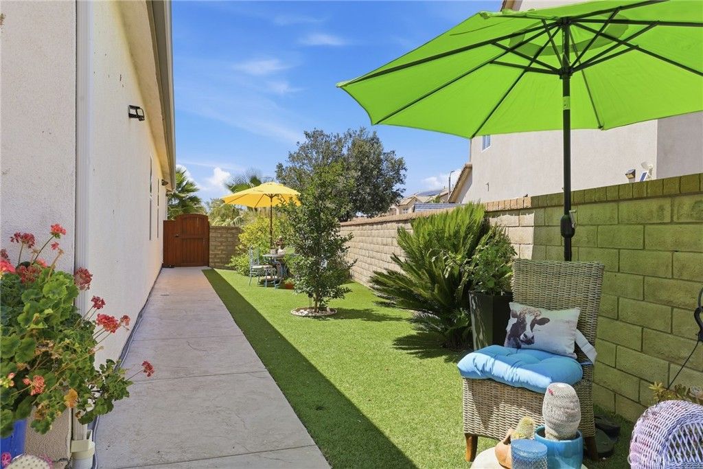 Image 29 of property listing at 20317 Julia Lane, Saugus, CA 91350
