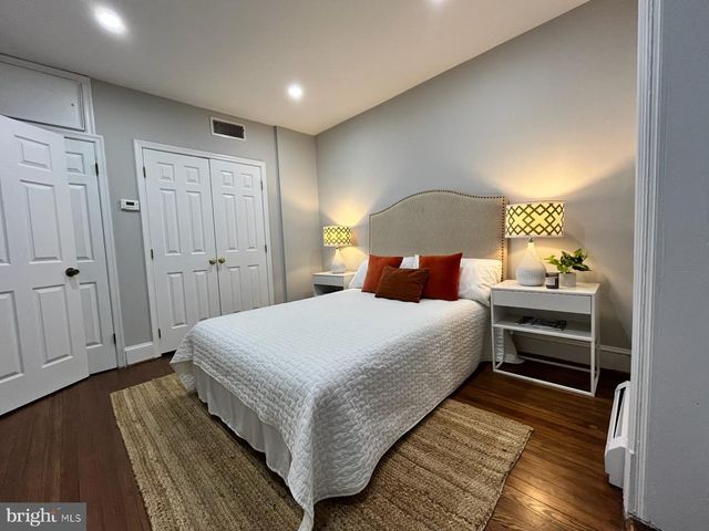 2714 WOODLEY PL NW, Washington, DC 20008