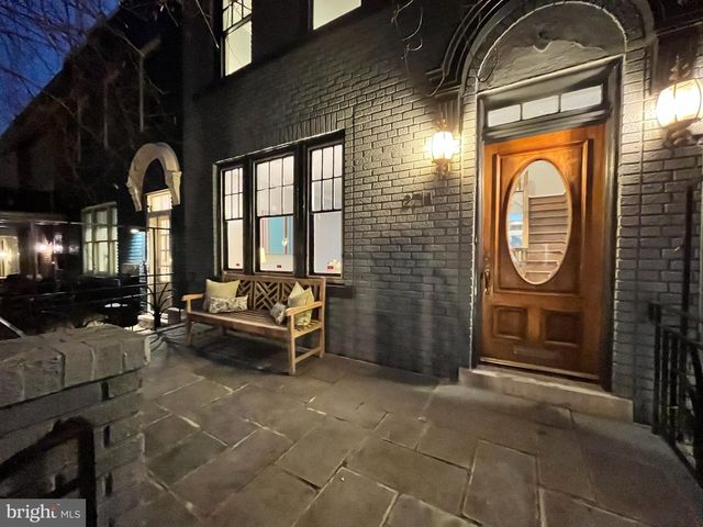 2714 WOODLEY PL NW, Washington, DC 20008