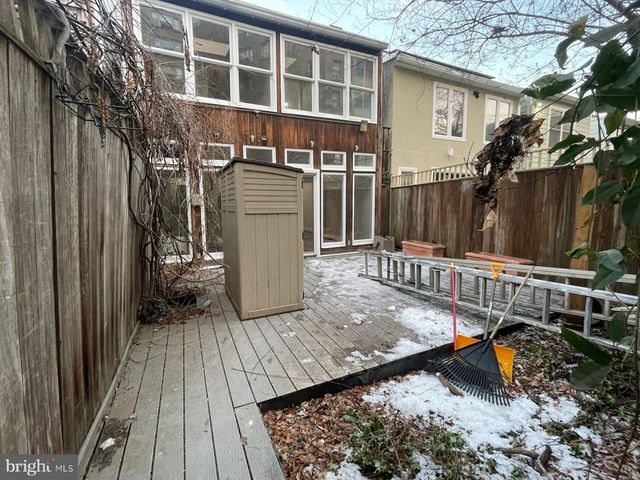 2714 WOODLEY PL NW, Washington, DC 20008