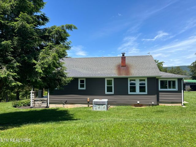 1623 Straight Branch Rd, Speedwell, TN 37870