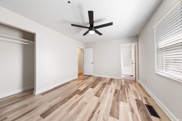 1701 Glenmoor Road, Evansville, IN 47715