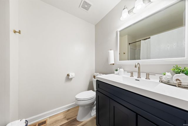 1701 Glenmoor Road, Evansville, IN 47715