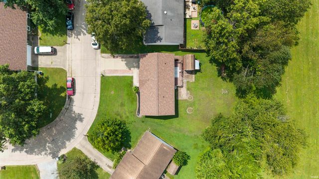 1701 Glenmoor Road, Evansville, IN 47715