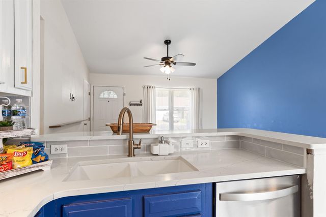 1701 Glenmoor Road, Evansville, IN 47715