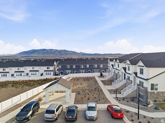 920 N HILLCREST LN, Lehi, UT 84048