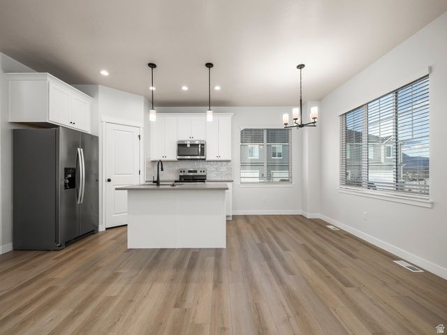 920 N HILLCREST LN, Lehi, UT 84048