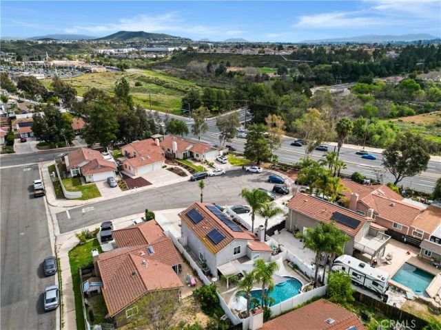 27097 Quail Creek Court, Temecula, CA 92591