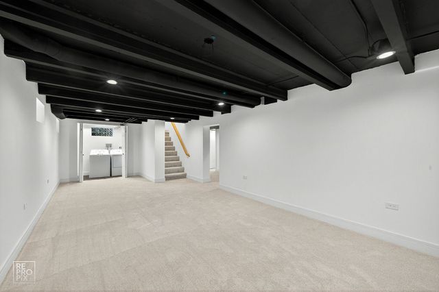 5044 N Merrimac Avenue, Chicago, IL 60630