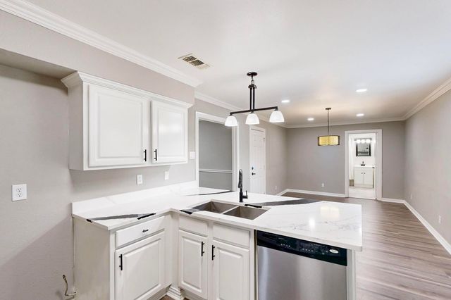 3264 Northaven Road, Dallas, TX 75229