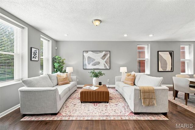 3423 Magnolia Avenue, St Louis, MO 63118