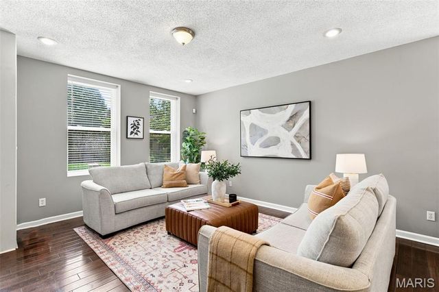 3423 Magnolia Avenue, St Louis, MO 63118