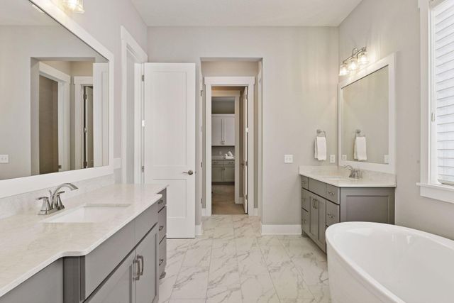 24545 Bentgrass Way, Shorewood, MN 55331