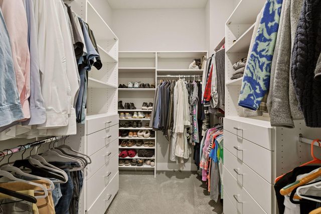 24545 Bentgrass Way, Shorewood, MN 55331