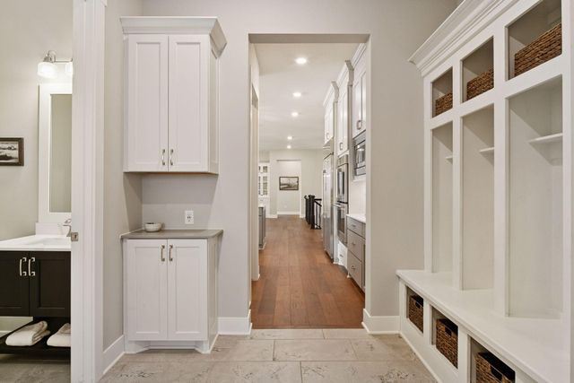 24545 Bentgrass Way, Shorewood, MN 55331