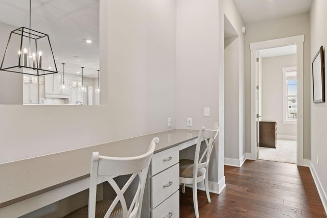 24545 Bentgrass Way, Shorewood, MN 55331