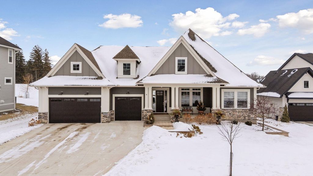 24545 Bentgrass Way, Shorewood, MN 55331