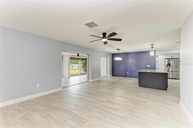 1364 WESTPORT LANE 1403, Sarasota, FL 34232