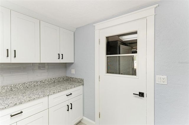1364 WESTPORT LANE 1403, Sarasota, FL 34232