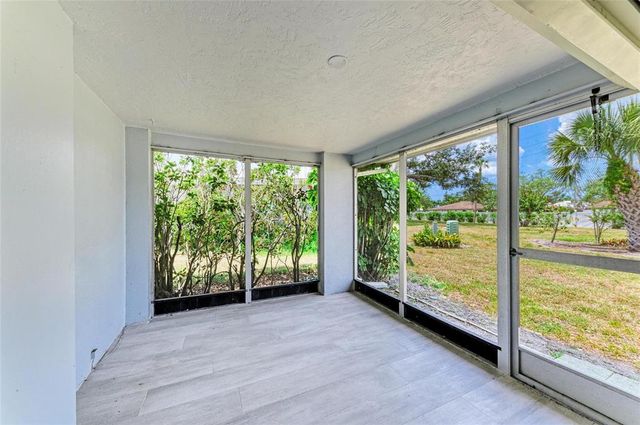 1364 WESTPORT LANE 1403, Sarasota, FL 34232