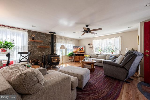 5352 READING ( MULLICA TOWNSHIP) AVENUE, Egg Harbor City, NJ 08215