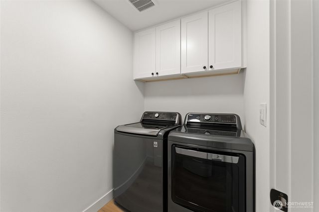 12215 SE 35th Street, Bellevue, WA 98006