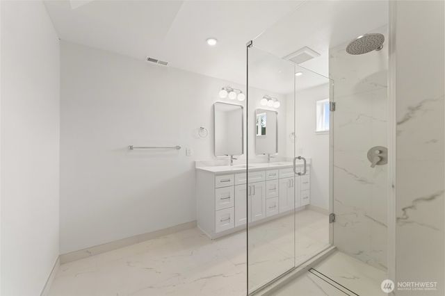 12215 SE 35th Street, Bellevue, WA 98006